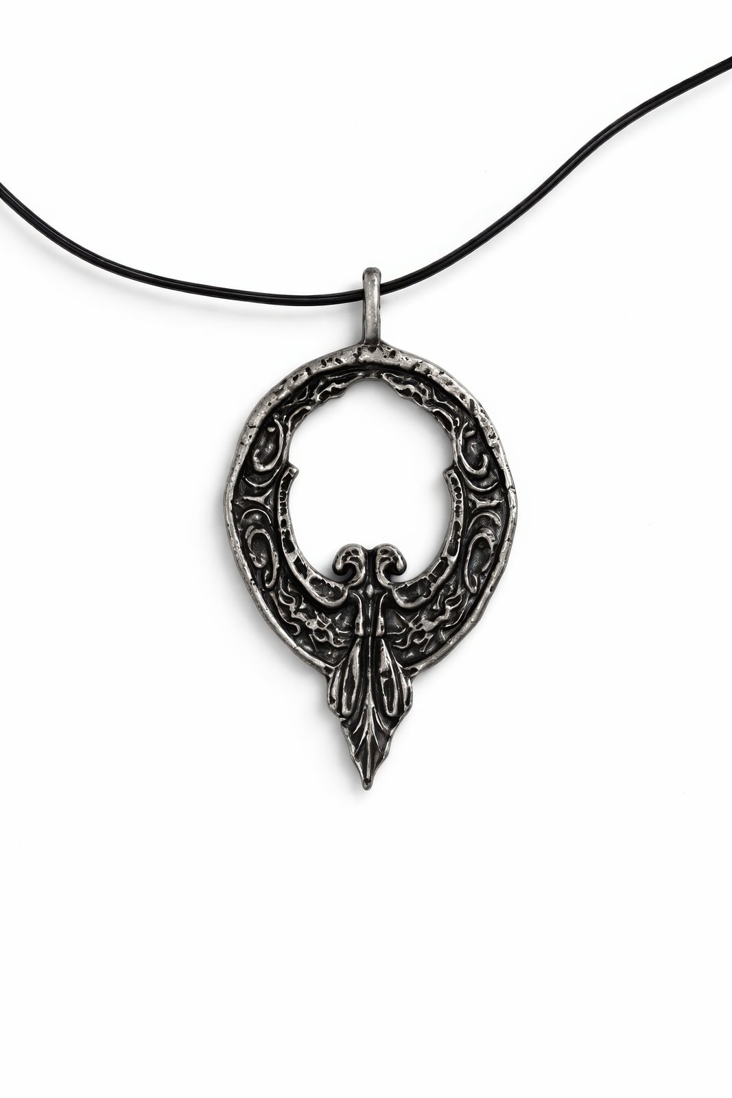 Crow Hunter Badge | 4 cm | Metal | Gaming Pendant | Bloodborne thumbnail 2